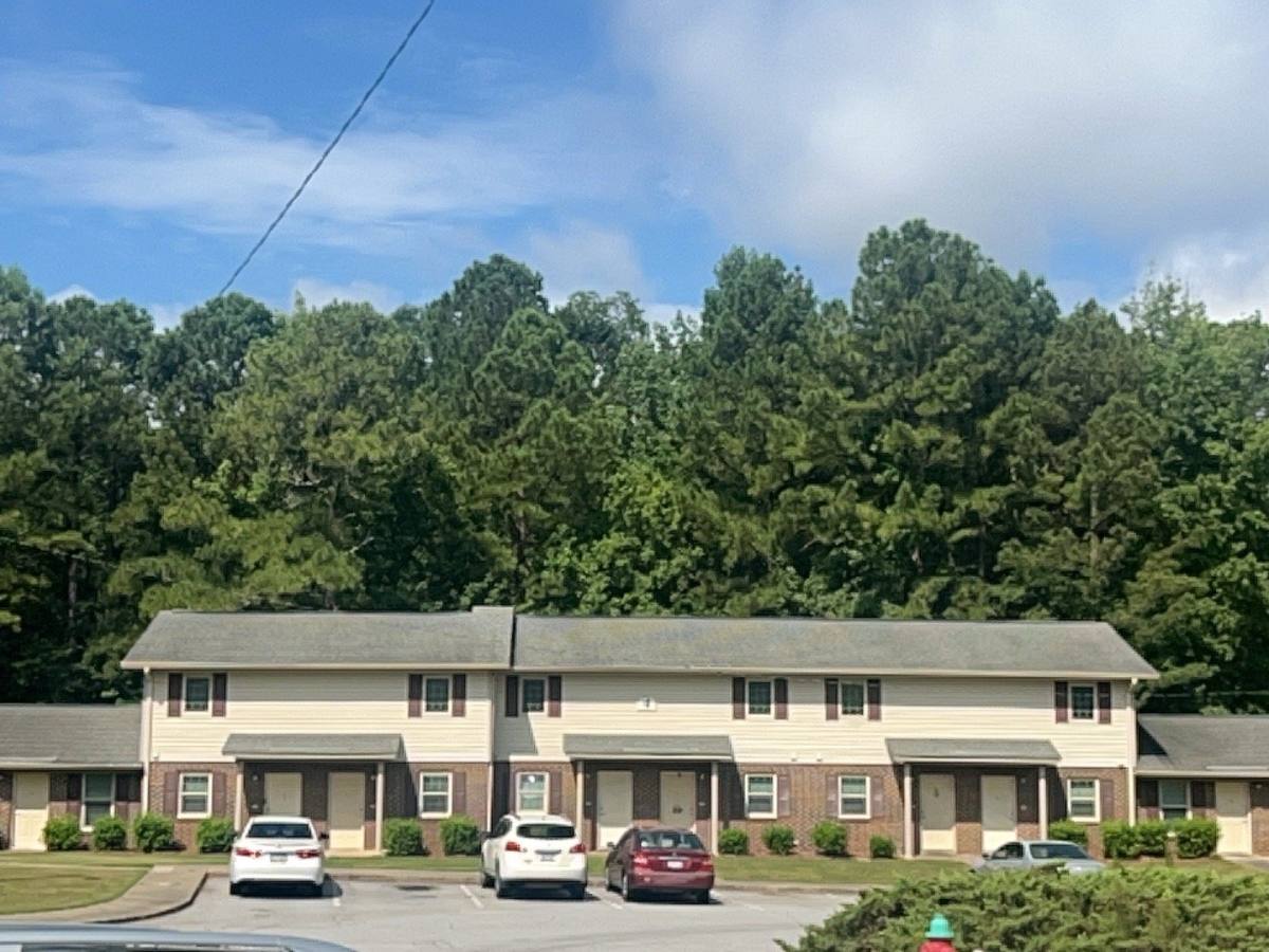 Apartment for rent at 71 Carwellyn Rd #4H, Abbeville, SC 29620
