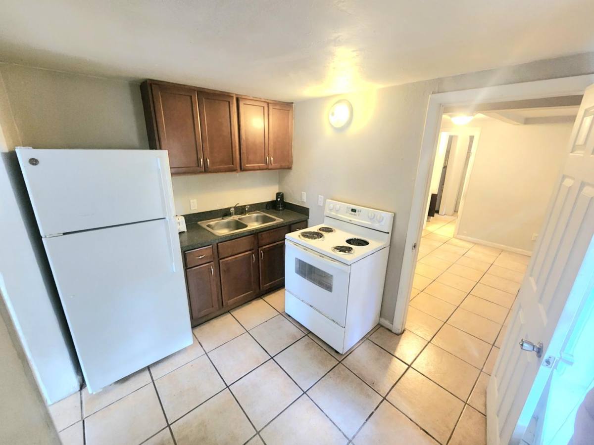 Apartment for rent at 3334 Edgewood Ave #1, Fort Myers, FL 33916