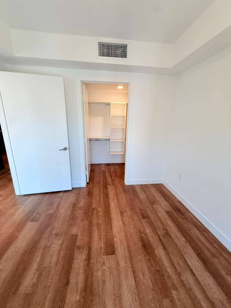 Apartment for rent at 2880 James M Wood Blvd #321, Los Angeles, CA 90006