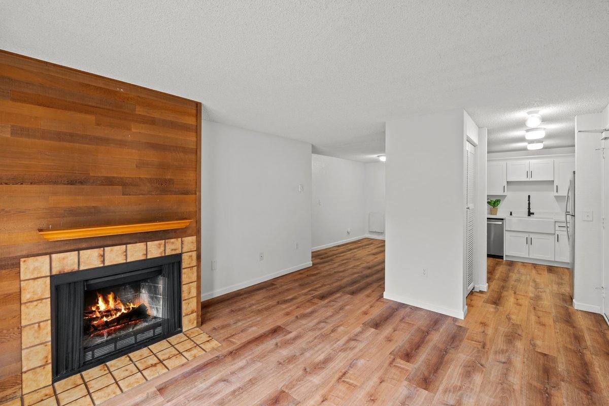 Condo for rent at 1150 Sunset Blvd NE #220, Renton, WA 98056