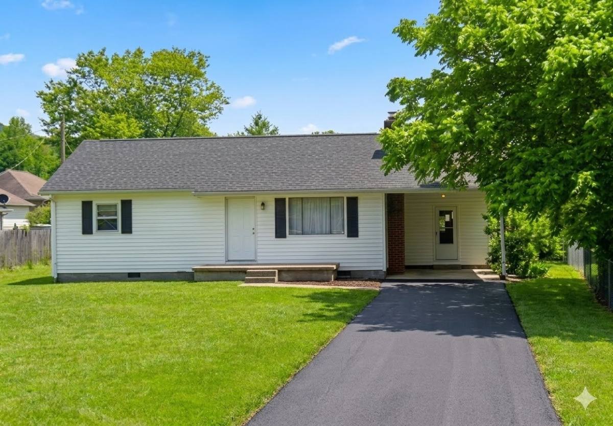 House for rent at 110 Mossy Grove Rd, Harriman, TN 37748