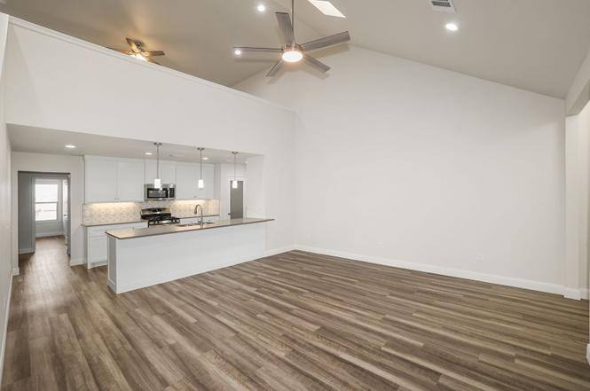 Townhouse for rent at 7623 Woodford Ave, Amarillo, TX 79110
