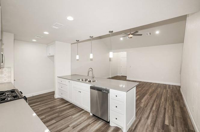 Townhouse for rent at 7623 Woodford Ave, Amarillo, TX 79110