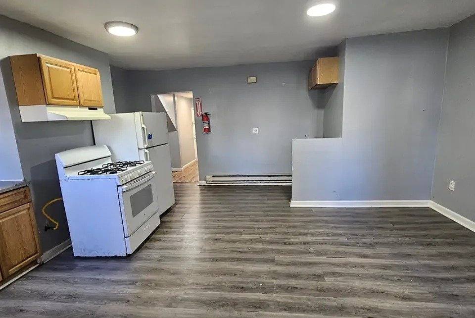 Apartment for rent at 94 N Main St #1, Paterson, NJ 07522
