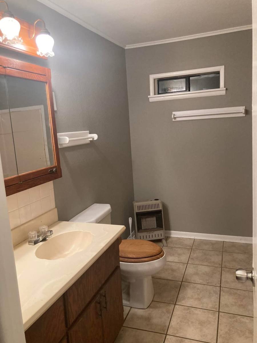 House for rent at 513 Highway 10 NE, Hackett, AR 72937