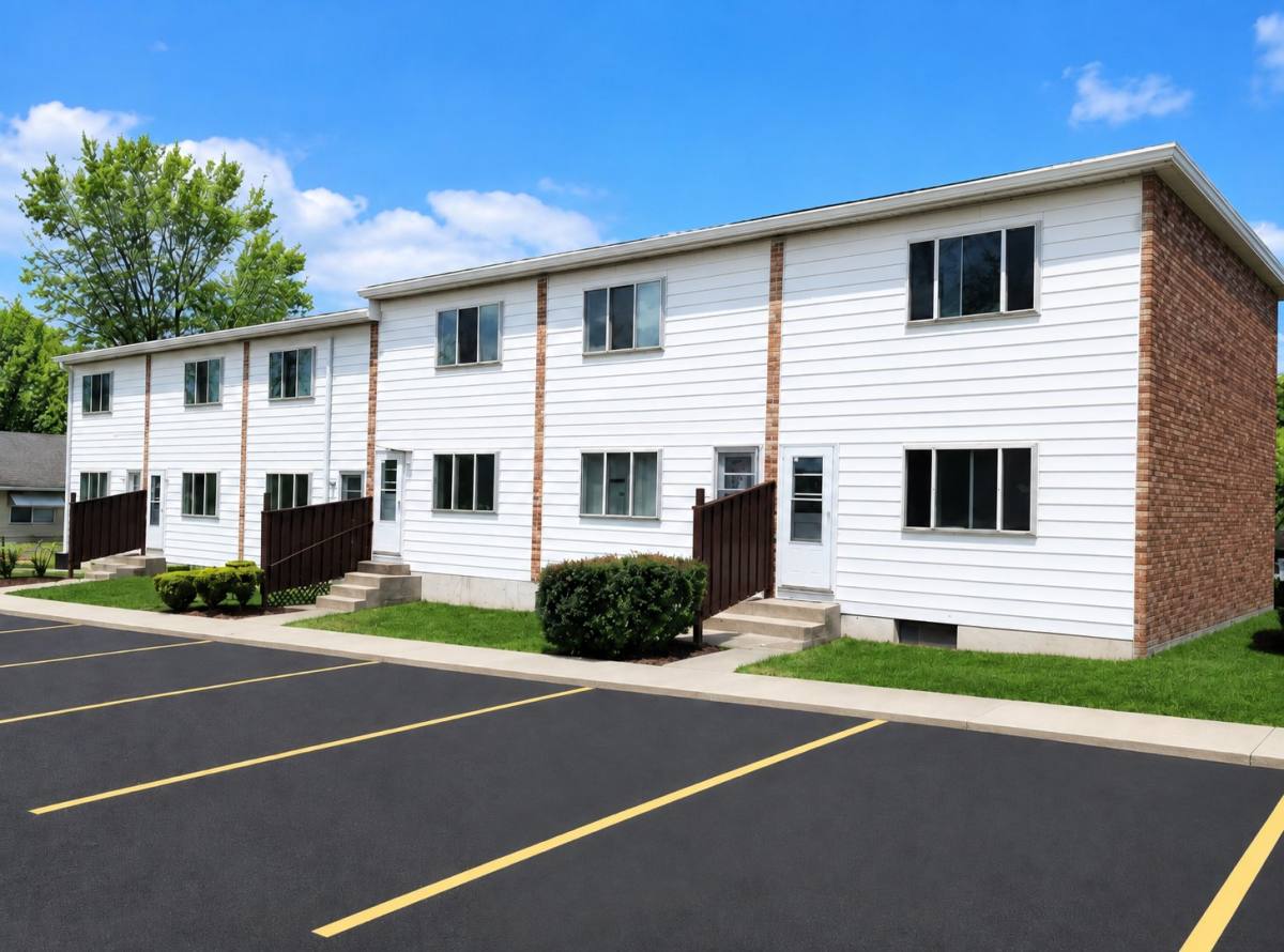 Townhouse for rent at 13th St SW Indian Trail #852, Akron, OH 44314