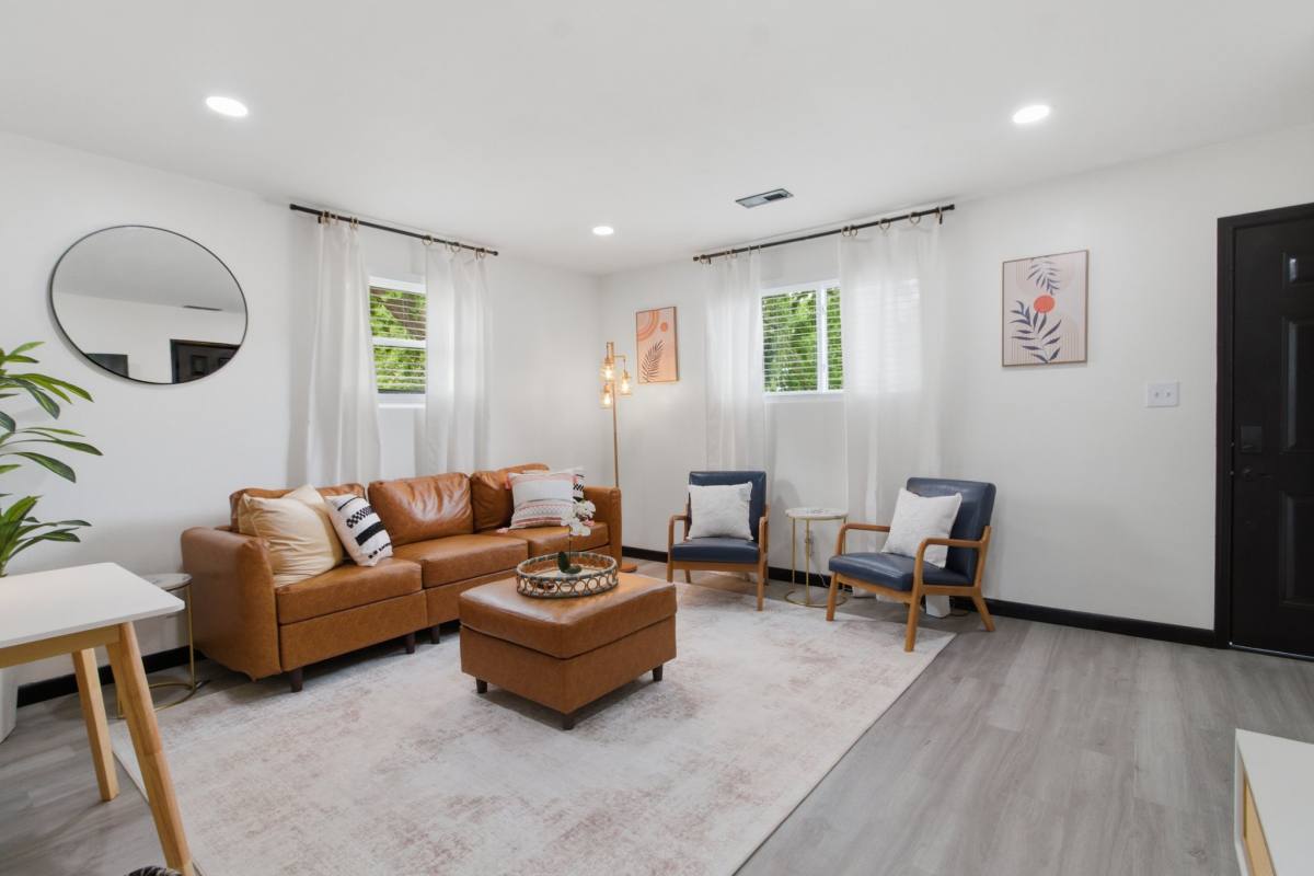 Apartment for rent at 361 Cherry St #B, Norfolk, VA 23503