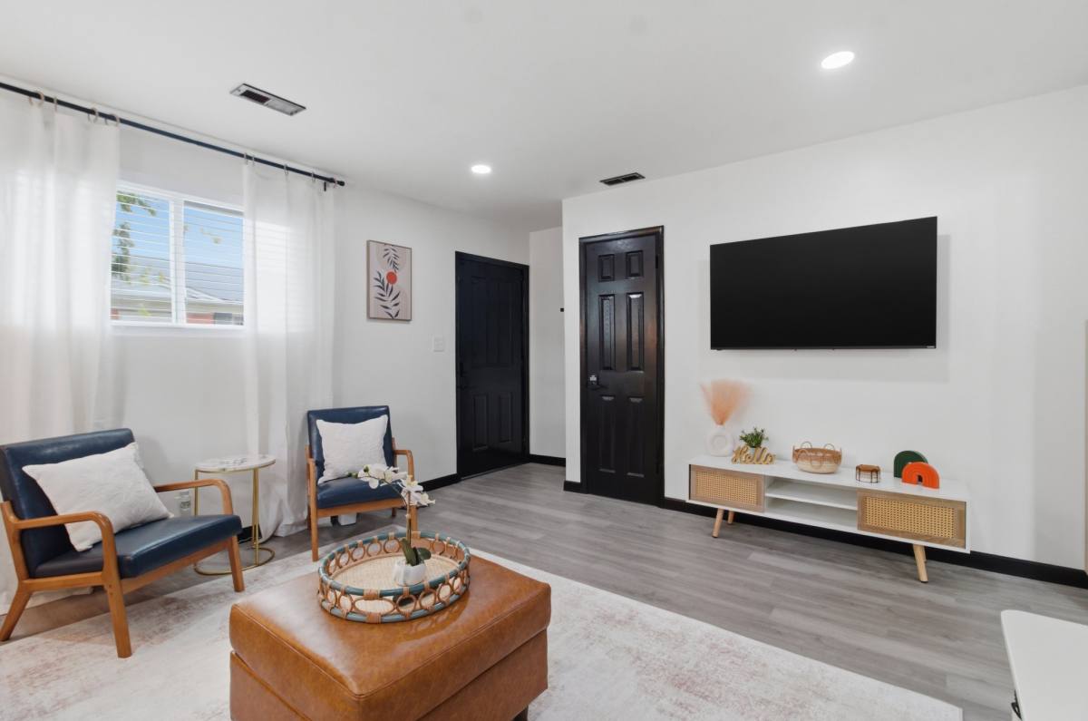 Apartment for rent at 361 Cherry St #B, Norfolk, VA 23503