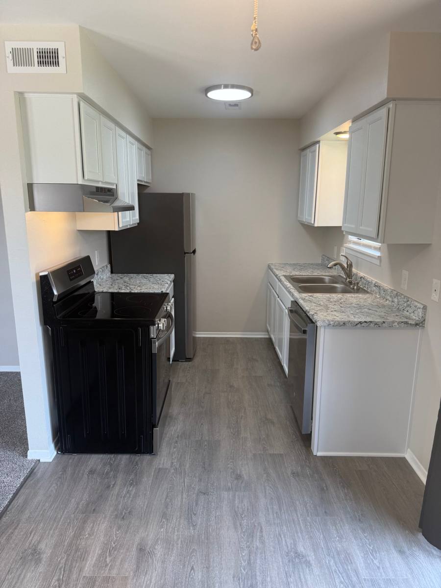 Apartment for rent at 616 S Mount Carmel #4, Wichita, KS 67213
