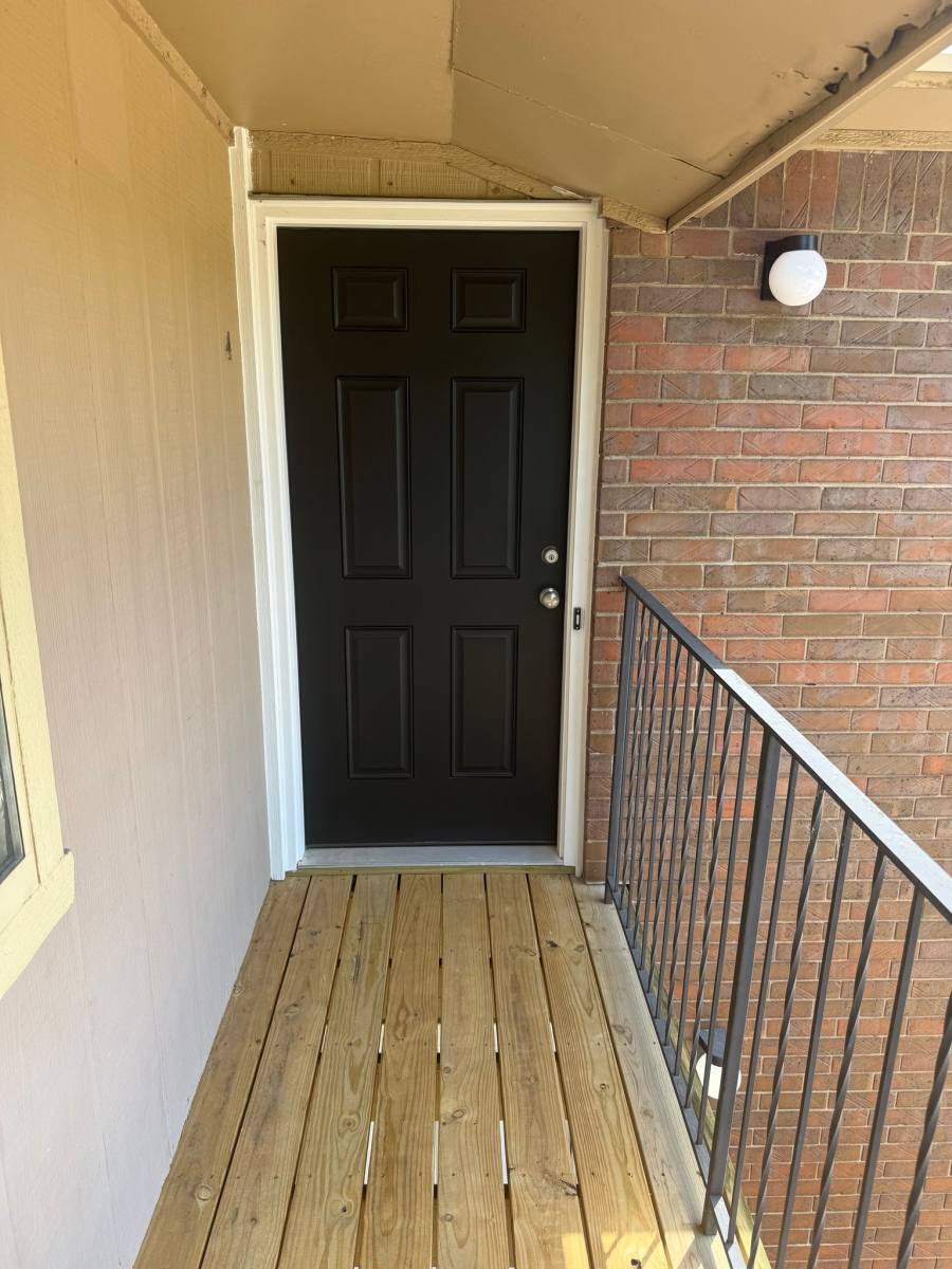 Apartment for rent at 616 S Mount Carmel #4, Wichita, KS 67213