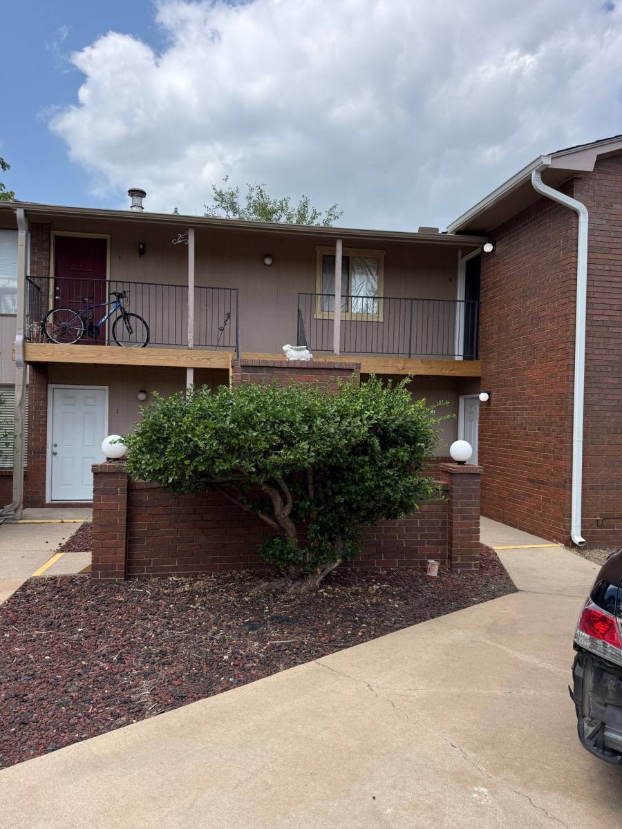 Apartment for rent at 616 S Mount Carmel #4, Wichita, KS 67213