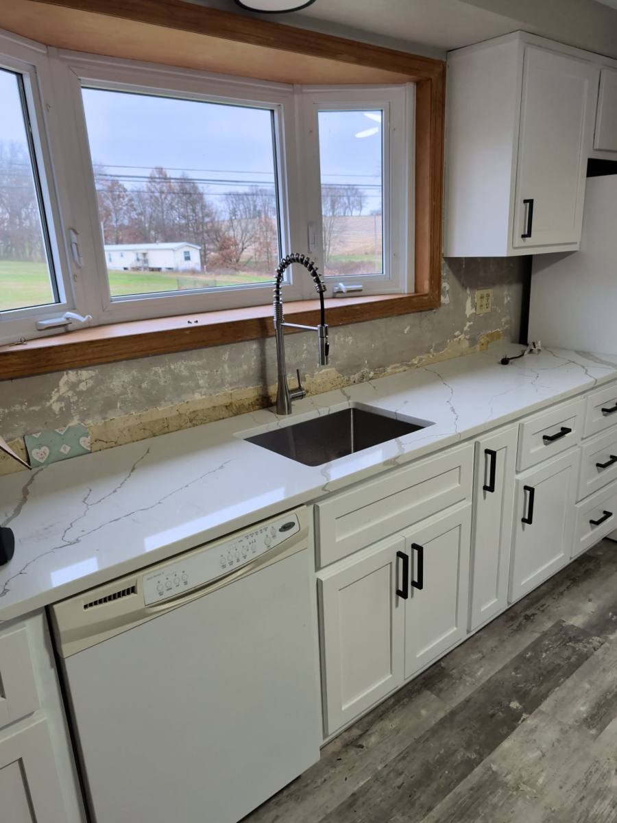 House for rent at 572 Dinnerbell Rd, Butler, PA 16002