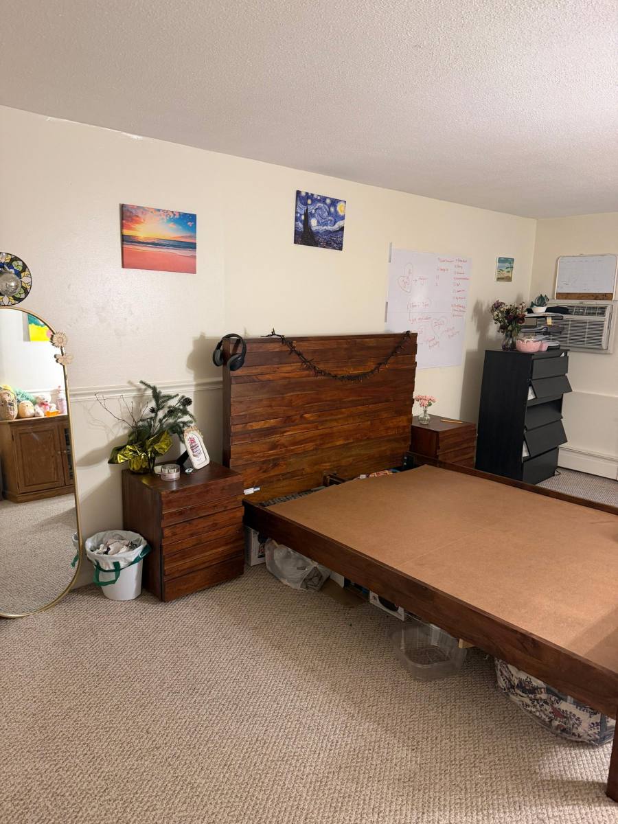 Apartment for rent at 299 Pawtucket Blvd, Lowell, MA 01854