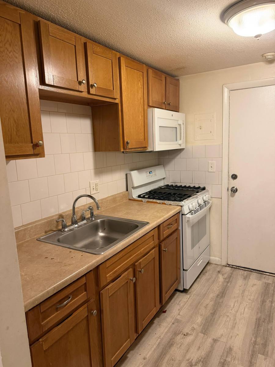 Apartment for rent at 299 Pawtucket Blvd, Lowell, MA 01854