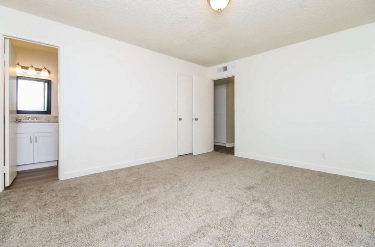 House for rent at 1249 E 8th St, Mesa, AZ 85203