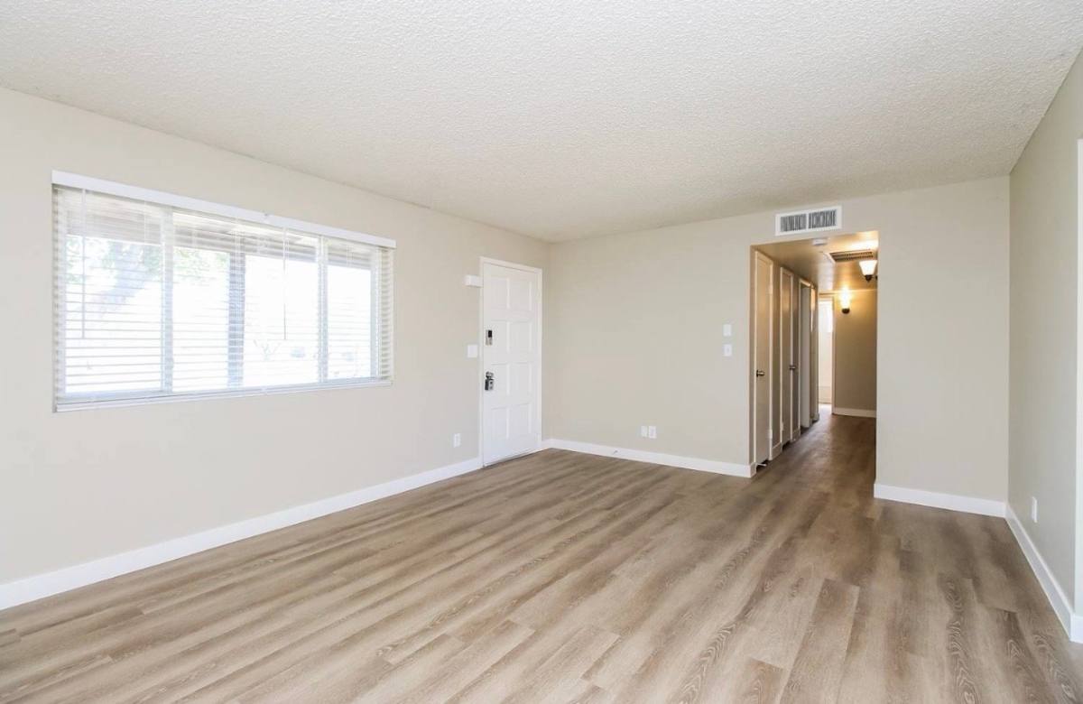 1249 E 8th St, Mesa, AZ 85203 - House for Rent