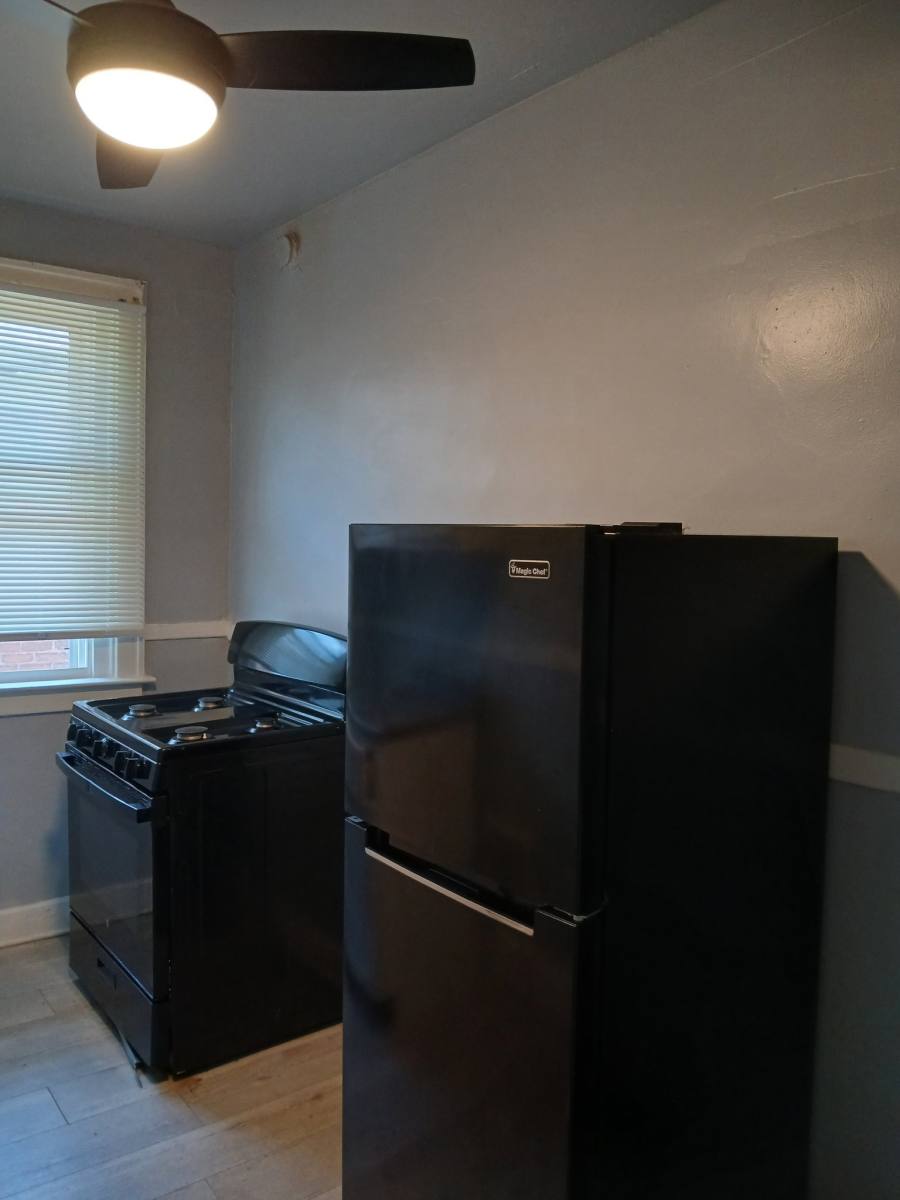 Apartment for rent at 433 W Savannah #433, Highland Park, MI 48203