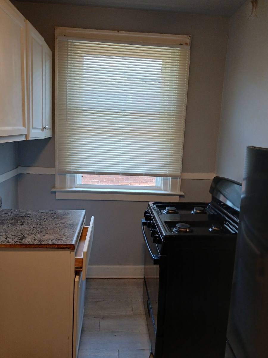 Apartment for rent at 433 W Savannah #433, Highland Park, MI 48203