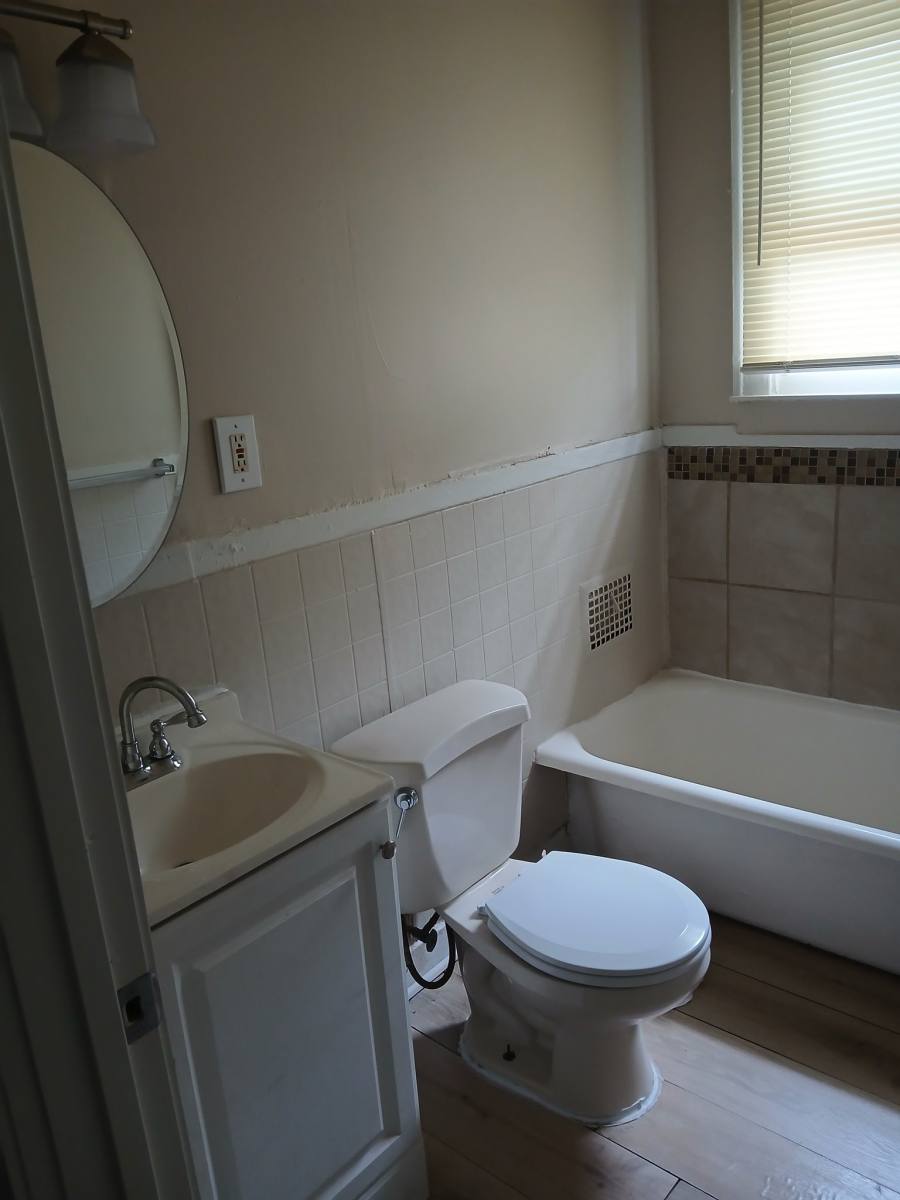 Apartment for rent at 433 W Savannah #433, Highland Park, MI 48203