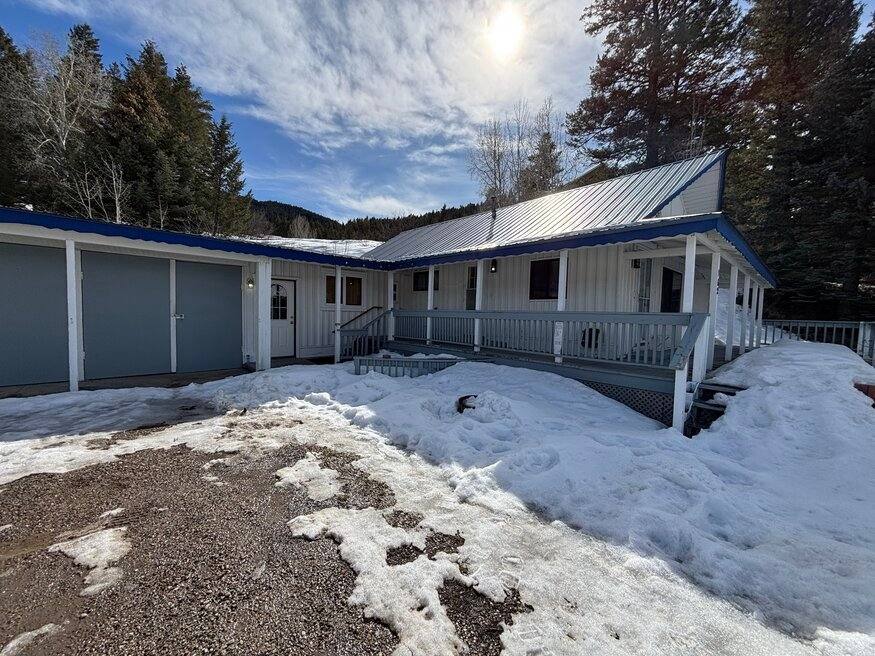 House for rent at 162 Trail Dr Rd, Alpine, WY 83128
