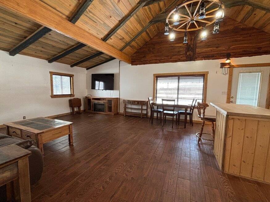 House for rent at 162 Trail Dr Rd, Alpine, WY 83128