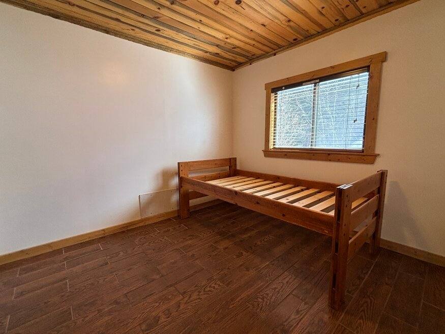 House for rent at 162 Trail Dr Rd, Alpine, WY 83128