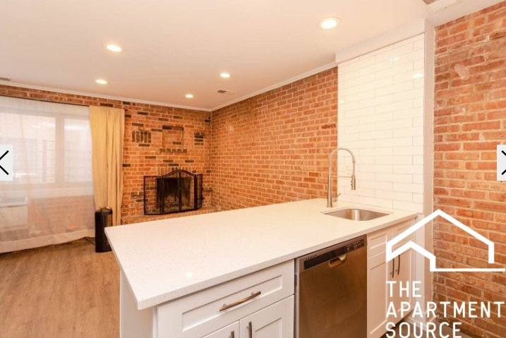 Apartment for rent at 663 W Melrose St #3A, Chicago, IL 60657