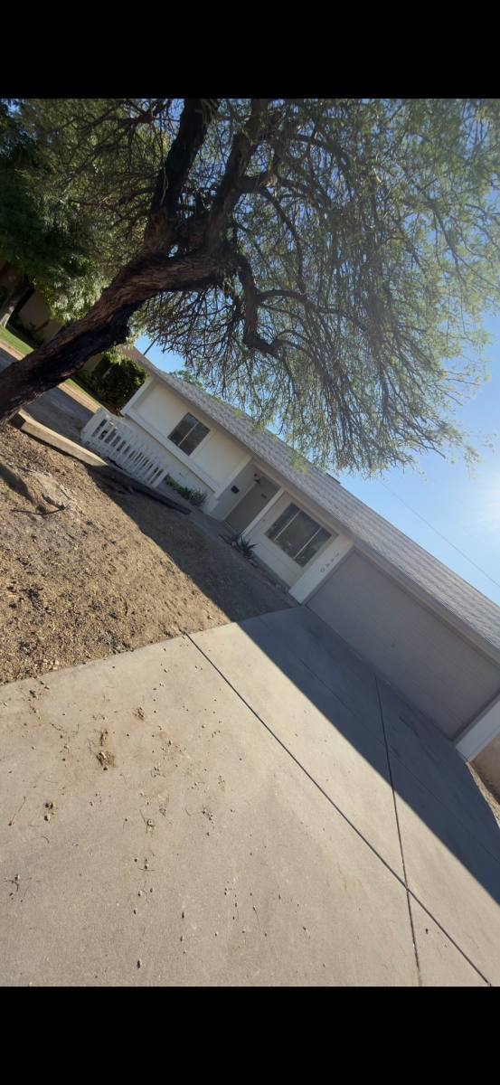 House for rent at 7440 S 46th St, Phoenix, AZ 85042