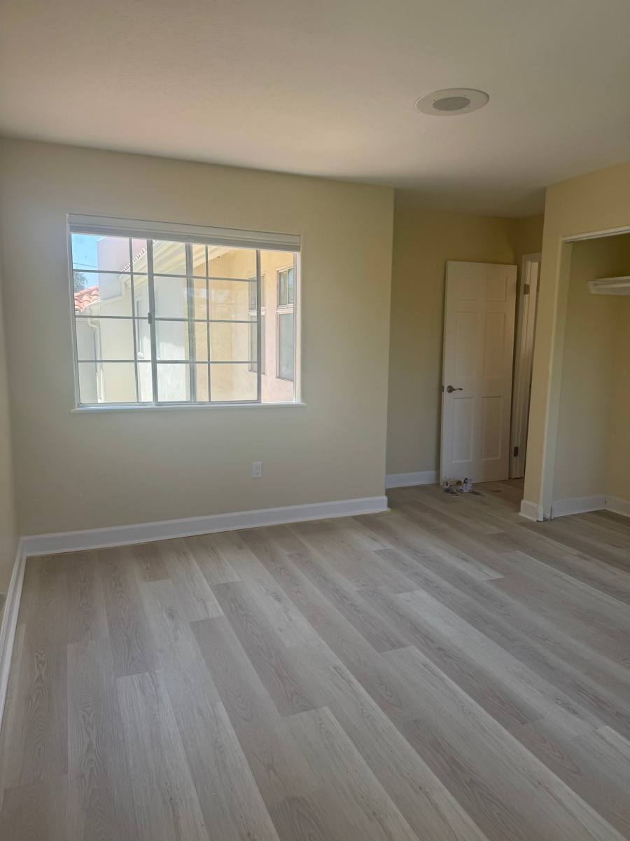 Townhouse for rent at 901 Beryl St, San Diego, CA 92109