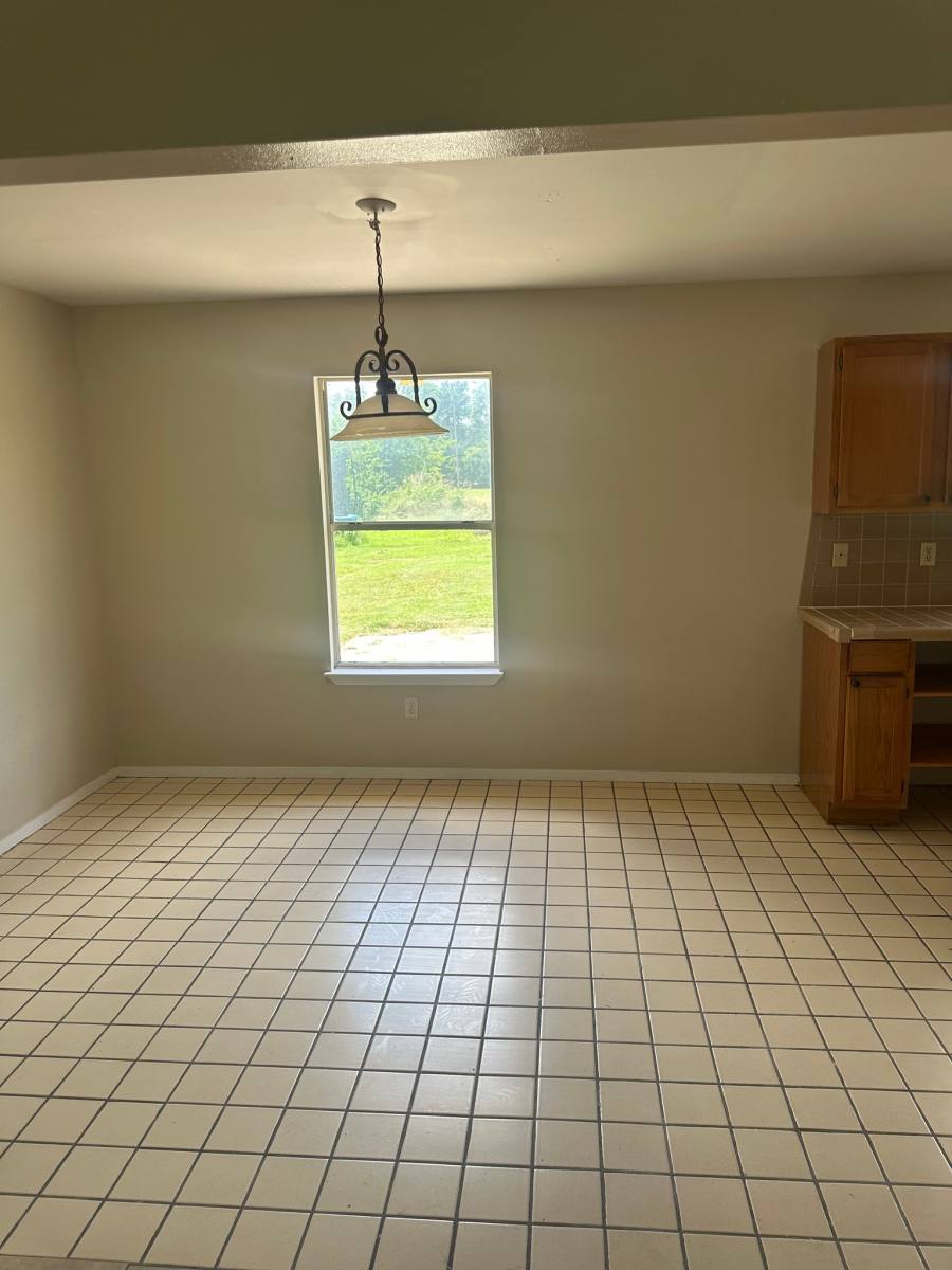 House for rent at 889 Petit Rd, Waco, TX 76708