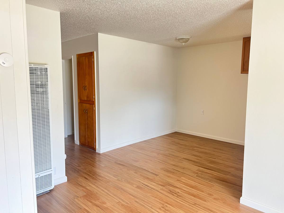 Apartment for rent at 13940 Hackett St #2, Hanford, CA 93230