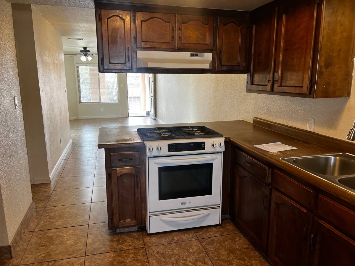 Apartment for rent at 1823 W Whitendale Ave, Visalia, CA 93277