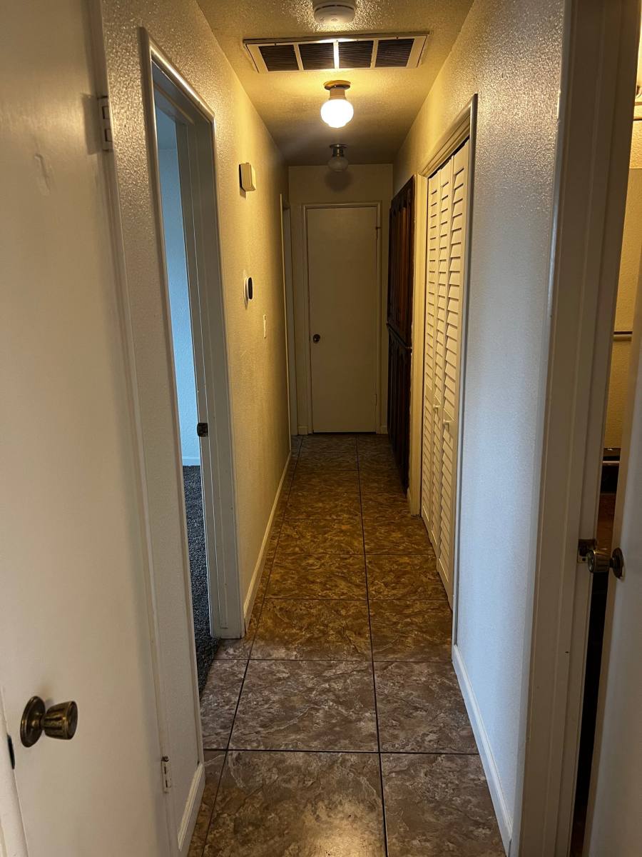 Apartment for rent at 1823 W Whitendale Ave, Visalia, CA 93277