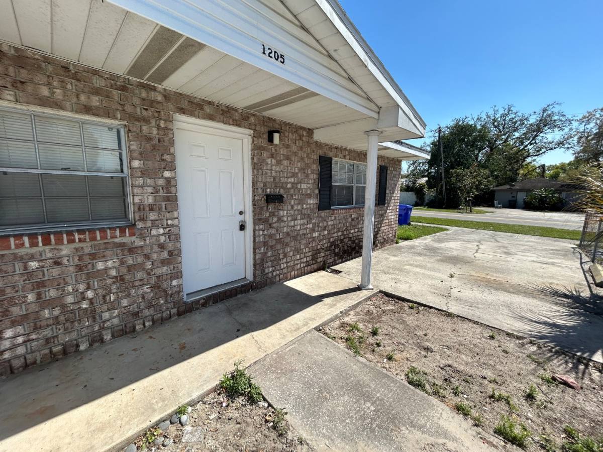 Apartment for rent at 1205 W Highland St #1211, Lakeland, FL 33815