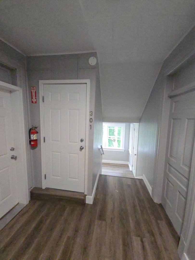 Apartment for rent at 116 E Section St #301, Mount Vernon, WA 98273