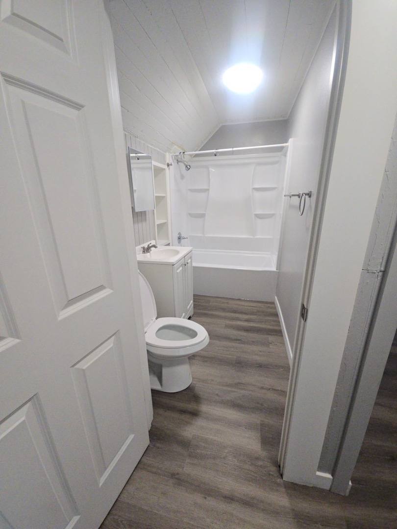 Apartment for rent at 116 E Section St #301, Mount Vernon, WA 98273
