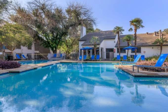 Apartment for rent at 744 W William Cannon Dr, Austin, TX 78745