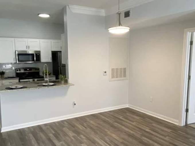 Apartment for rent at 455 Wildwood Forest Dr, Spring, TX 77380