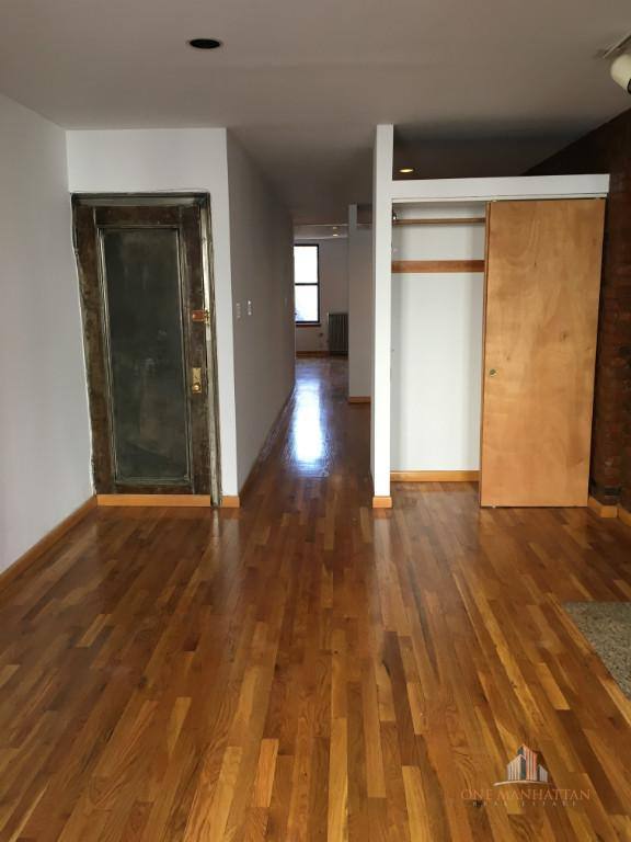 Apartment for rent at 286 E 10th St #3W, New York, NY 10009