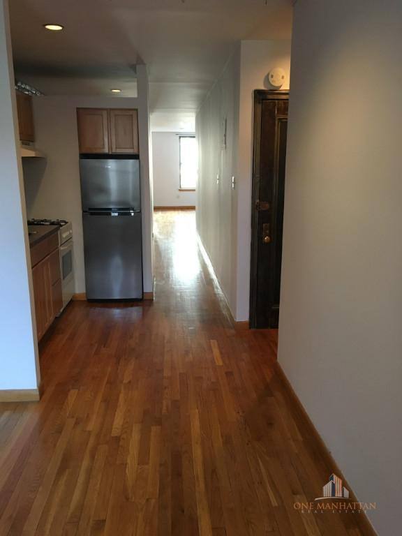 Apartment for rent at 286 E 10th St #3W, New York, NY 10009
