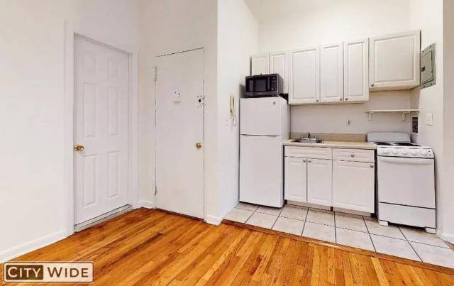 Apartment for rent at 330 E 93rd St #4A, New York, NY 10128