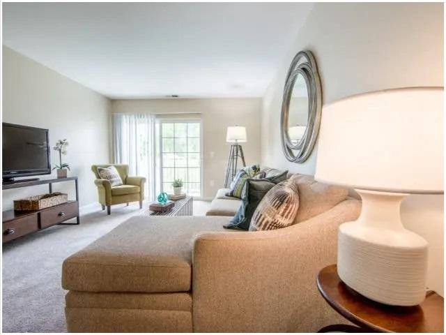 Apartment for rent at 19 Boxwood Dr, Littleton, MA 01460