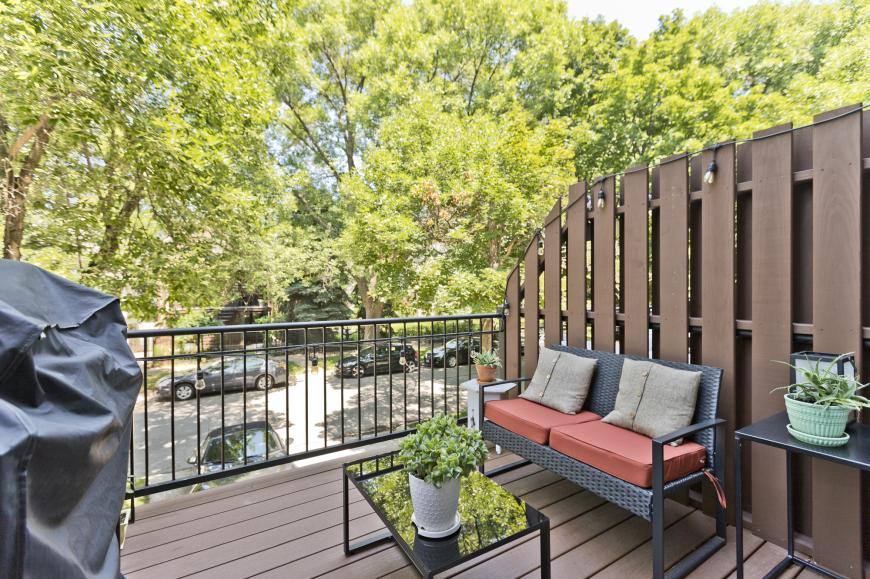 Townhouse for rent at 1827 W Oakdale #D, Chicago, IL 60660