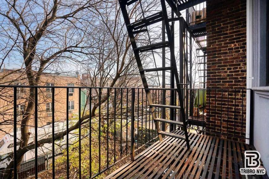 Apartment for rent at 34-59 Vernon Blvd #3A, Astoria, NY 11106