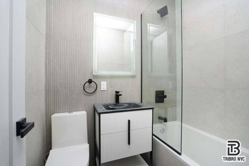 Apartment for rent at 141 Meserole St #4A, Brooklyn, NY 11206