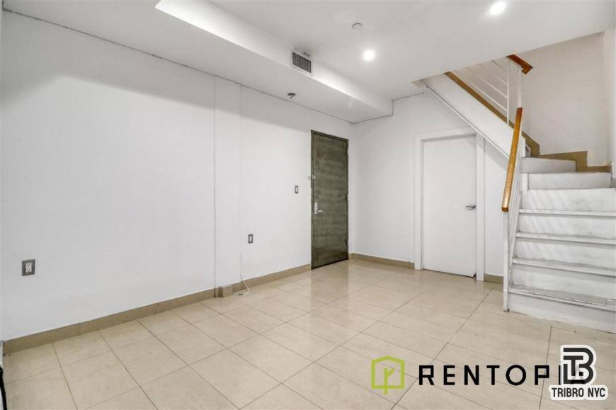 Apartment for rent at 771 Lexington Ave #1D, Brooklyn, NY 11221