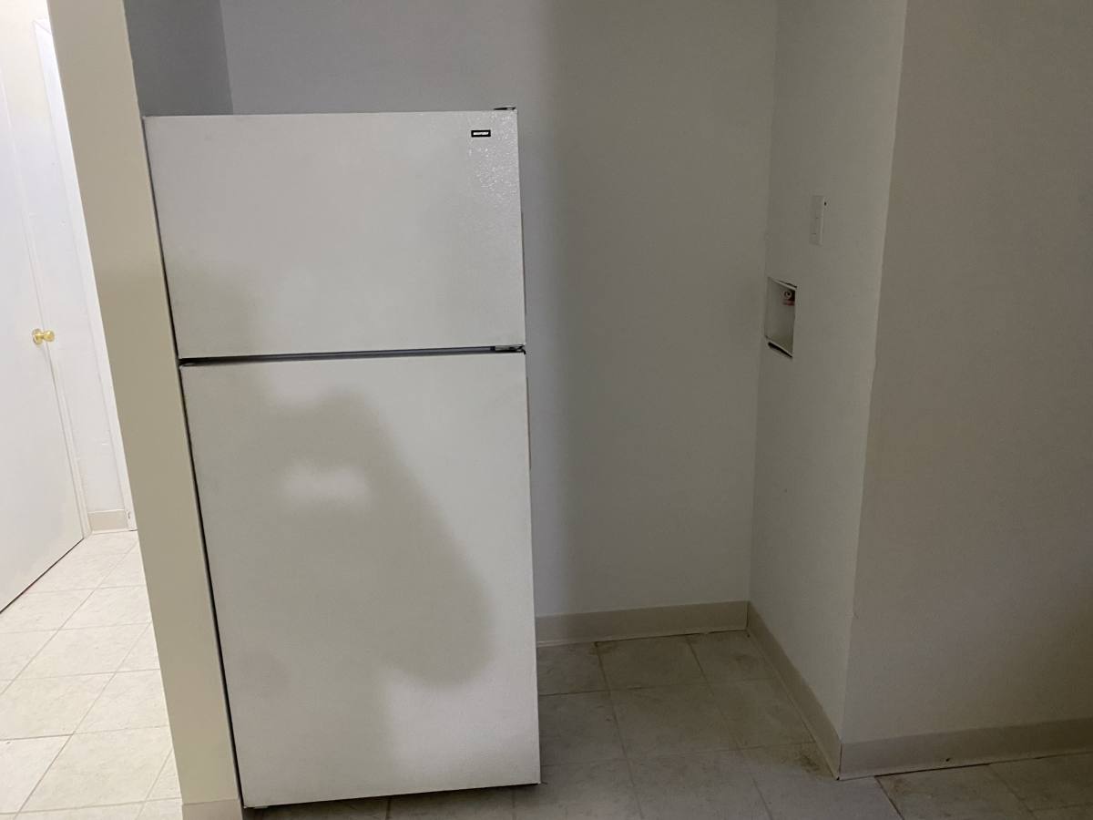 Apartment for rent at 1633 Linnbrook Dr, Dayton, OH 45406