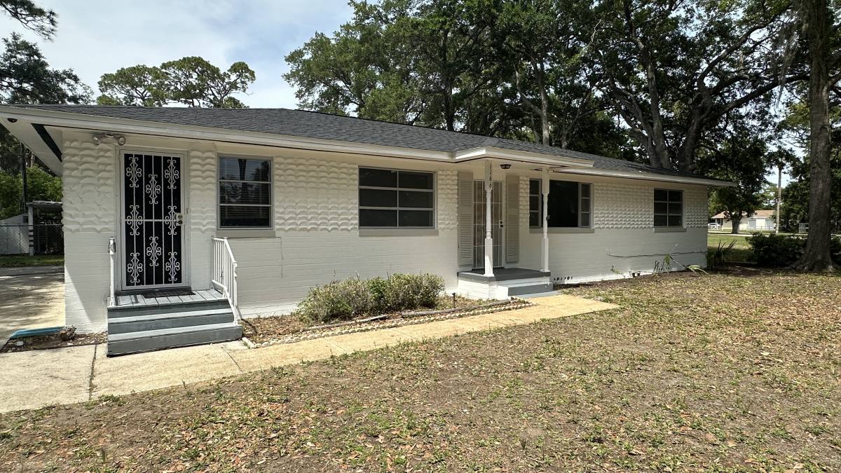 House for rent at 1166 Australia Ave, Daytona Beach, FL 32114