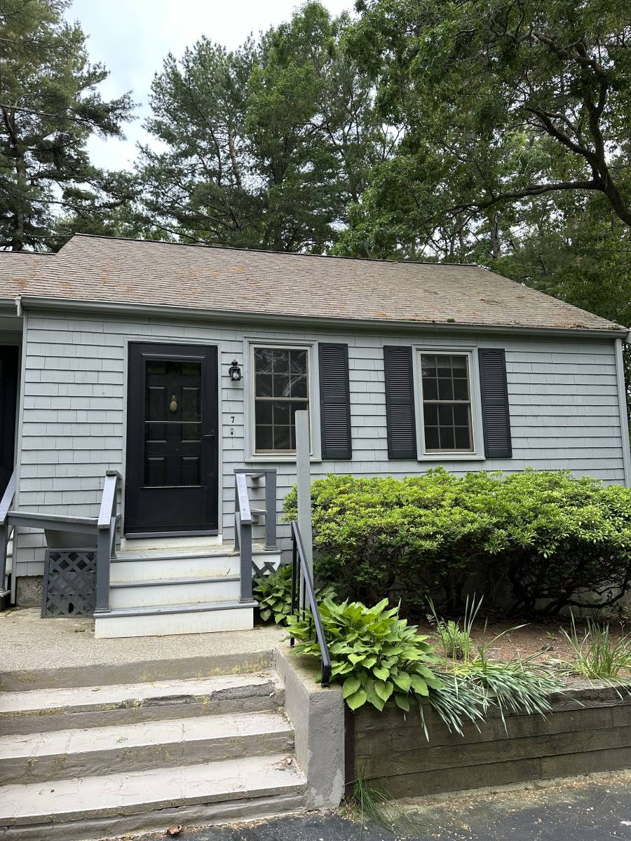 Apartment for rent at 7 Spring St #A, Pembroke, MA 02359