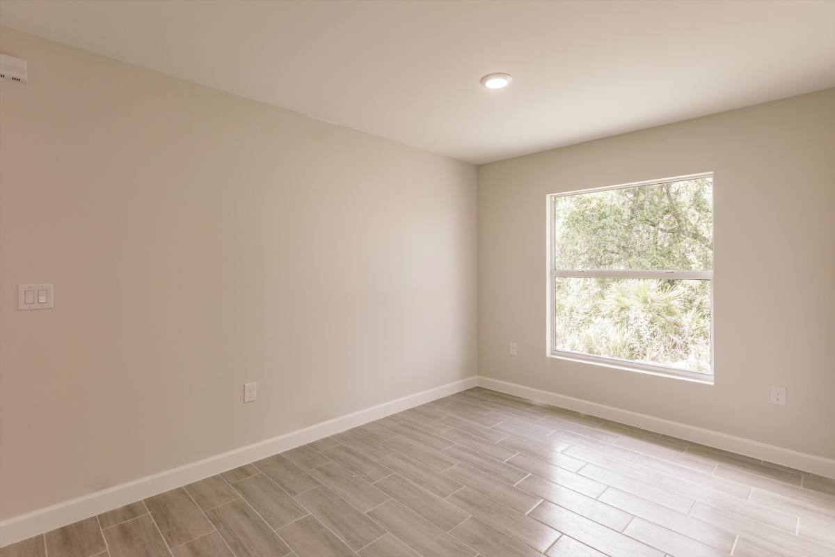 2422 Mae Ave S, Lehigh Acres, FL 33973 - Townhouse for Rent - Image 15